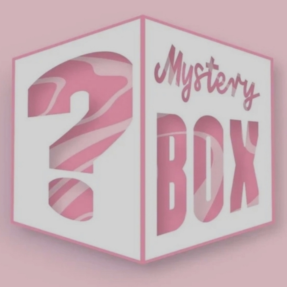 Ladies Clothes‎ Mystery Box